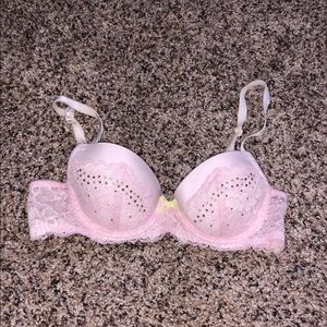 Victoria’s Secret 32A Bra